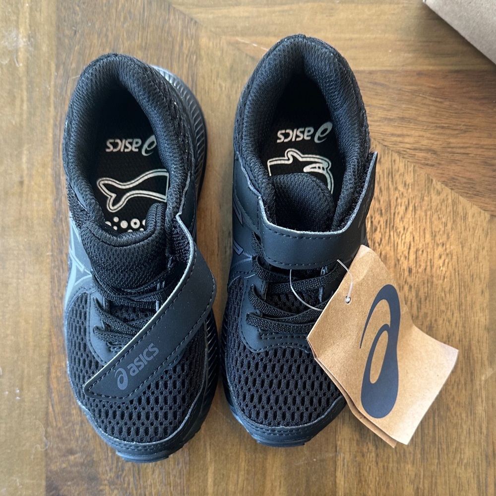 ASICS Kids Black Mesh Sneakers